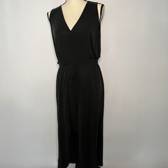 Sienna Sky Lined Cropped Jumper Size L Black- Modal Blend - Picture 2 of 8